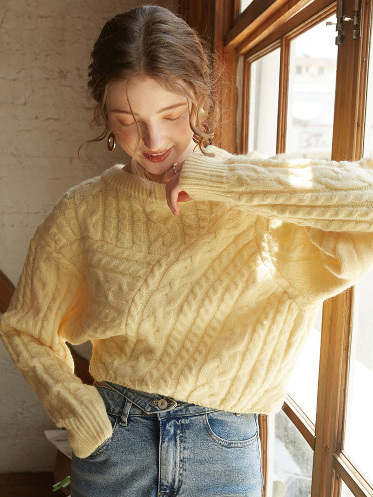 Women's Wool Cable Knit Sweater Crewneck Long Sleeve Pullover