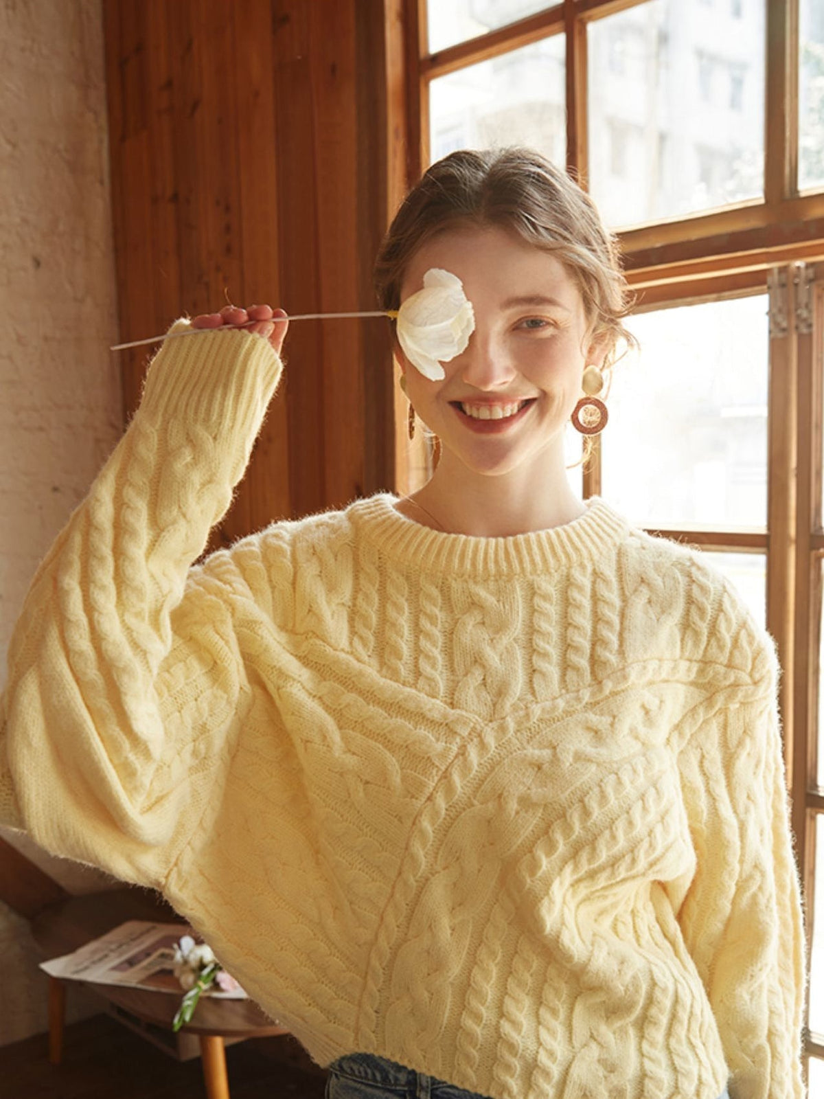 Women's Wool Cable Knit Sweater Crewneck Long Sleeve Pullover