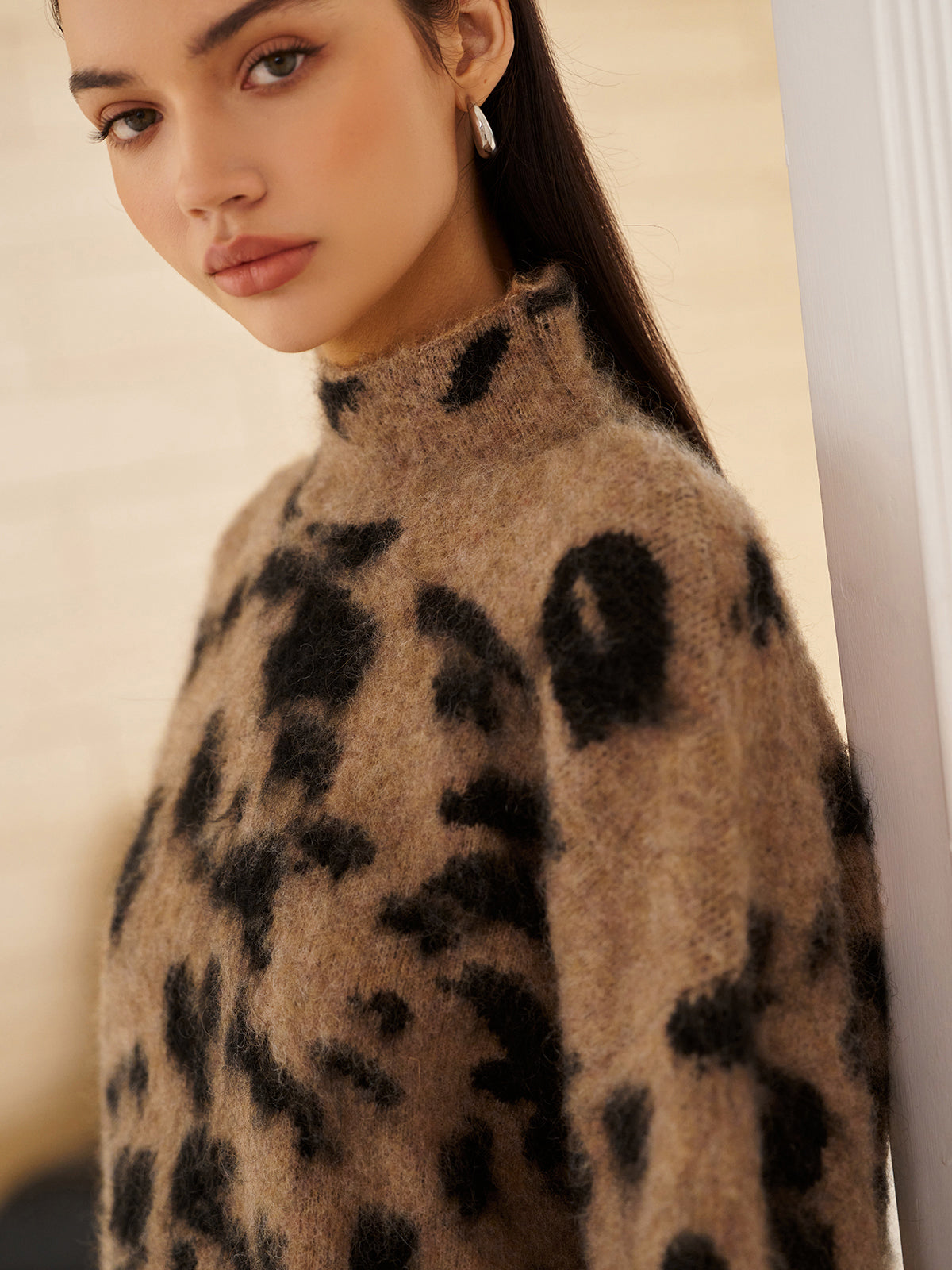 Women's Knit Sweater Animal Print Long Sleeve Crewneck Pullover